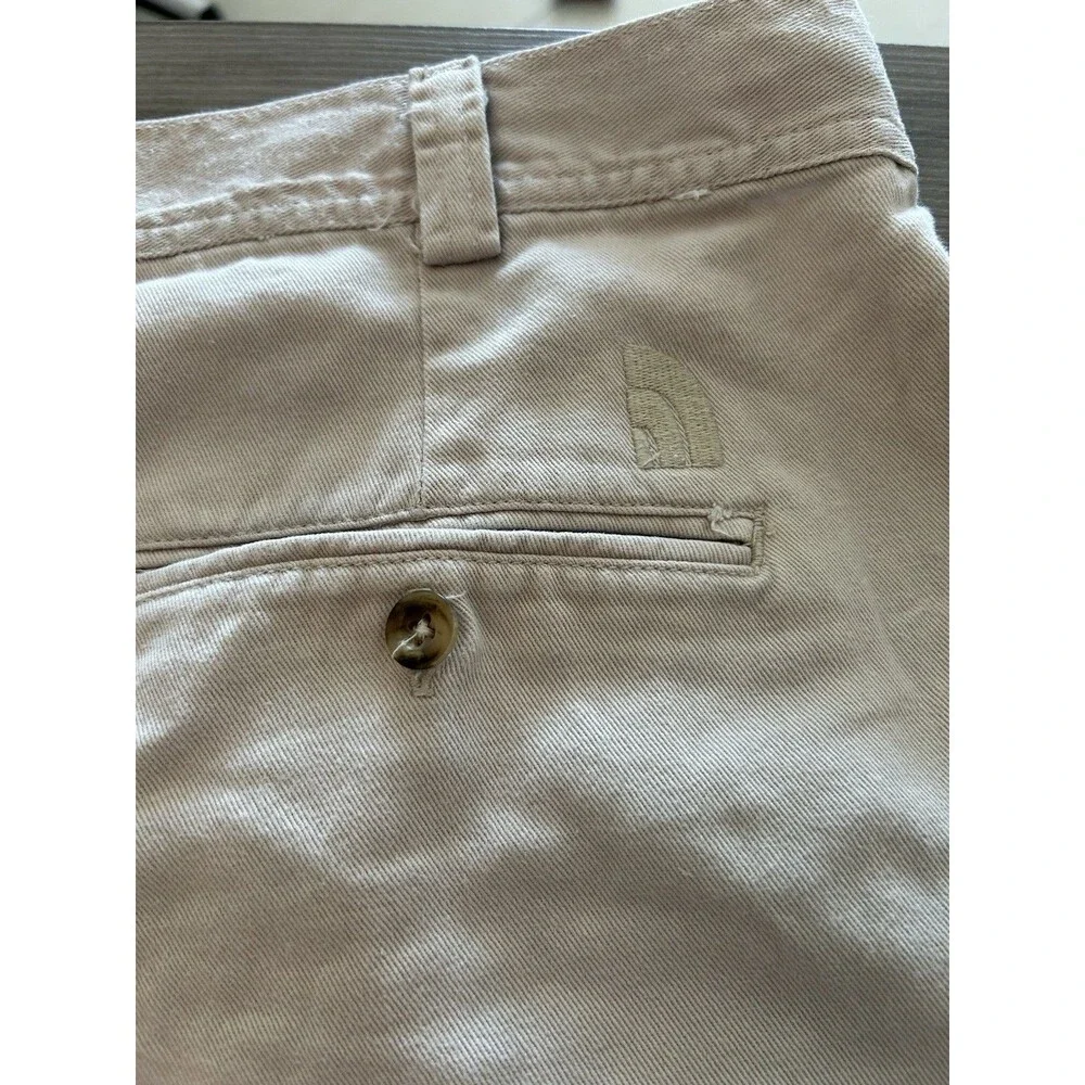 vtg North Face Shorts Mens Beige Hiking Climbing Outdoor Cargo Size 36/8